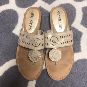 Size 10 Sam & Libby detailed gold sandals